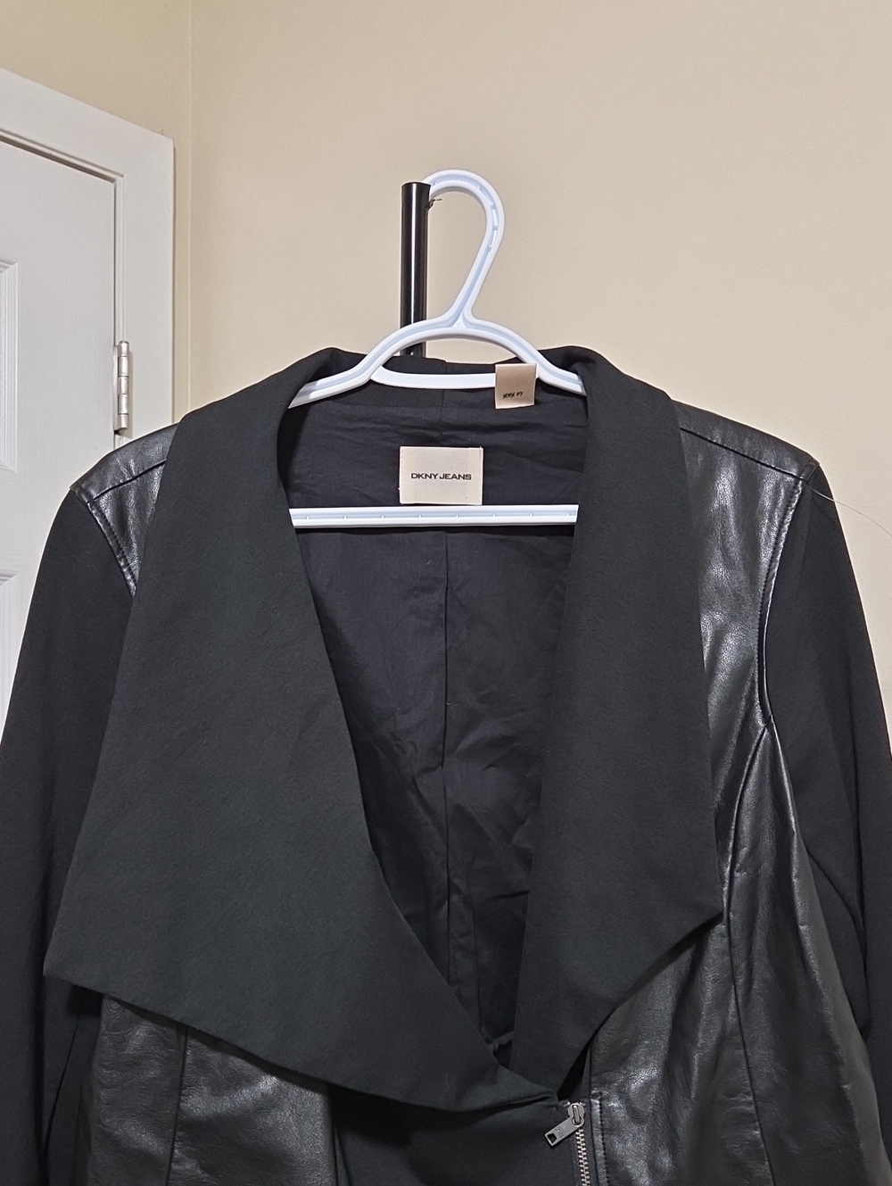 DKNY Black Asymmetrical Faux Leather Panel Moto Jacket Plus Size Minimalist - Picture 5 of 7